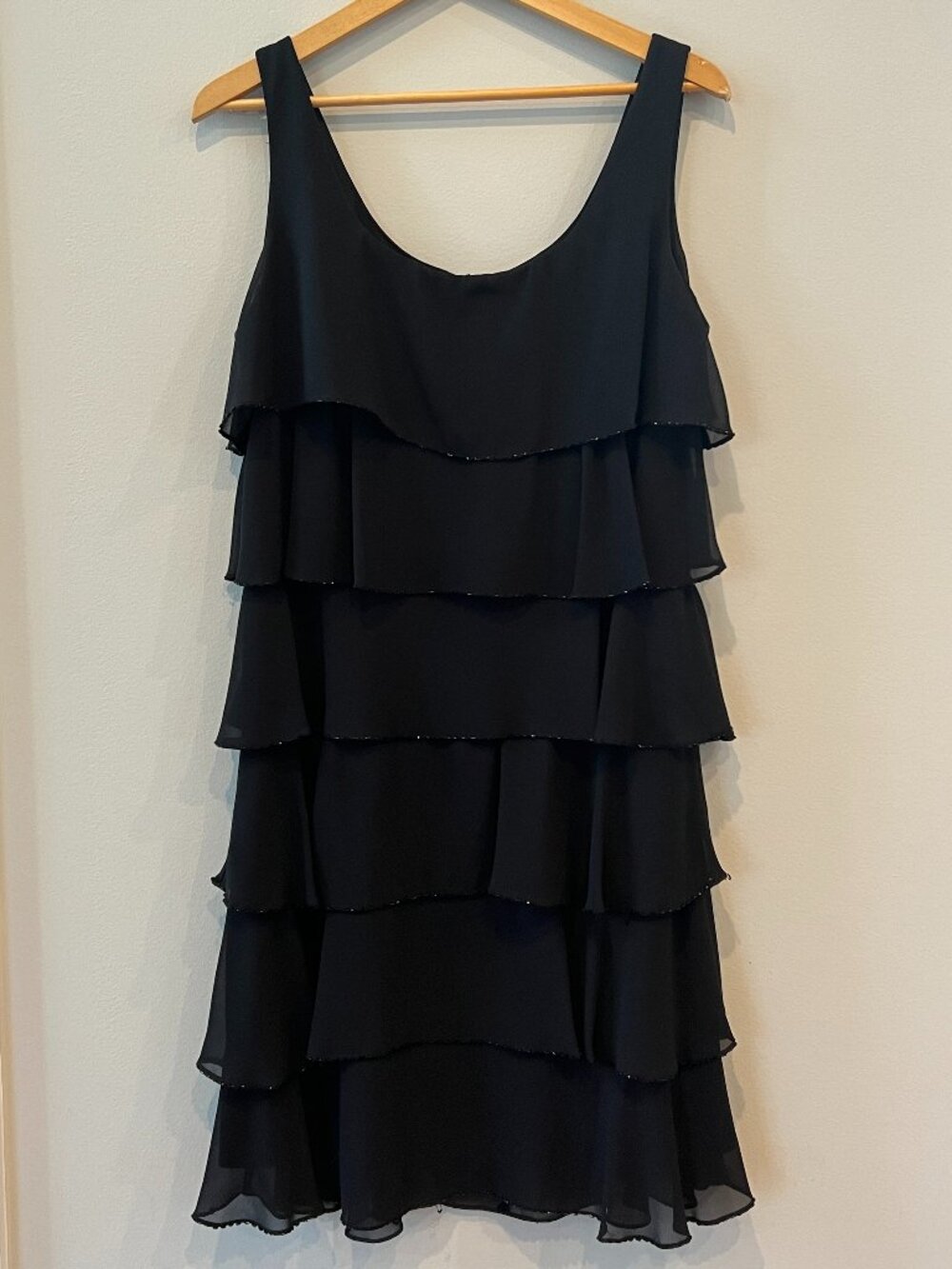 Vintage Patra Black Beaded Ruffle Dress – Elegant Sleeveless Midi – Size 16